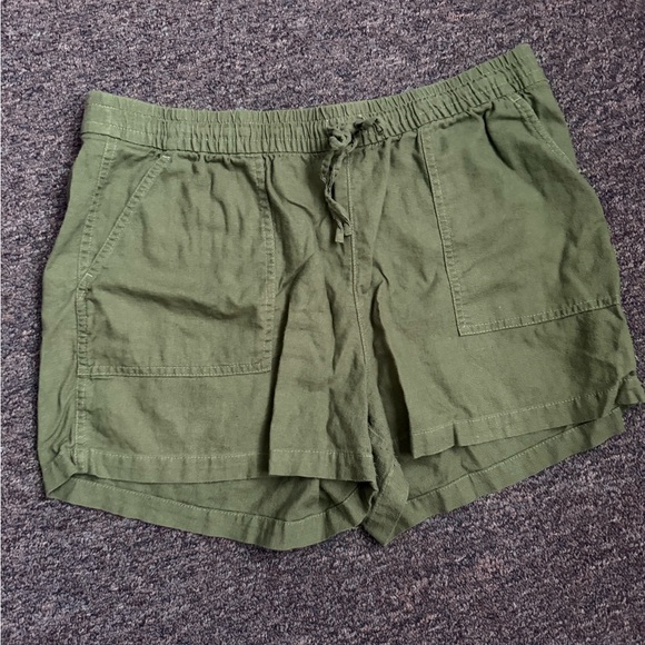 J. Crew Pants - J. Crew Forest Green Women's linen Shorts